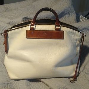 Dooney & Bourke cream sachel